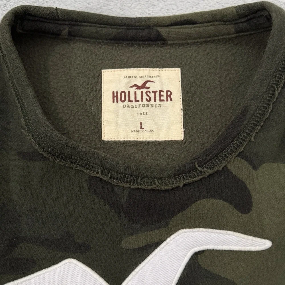 Hollister crewneck sweatshirt